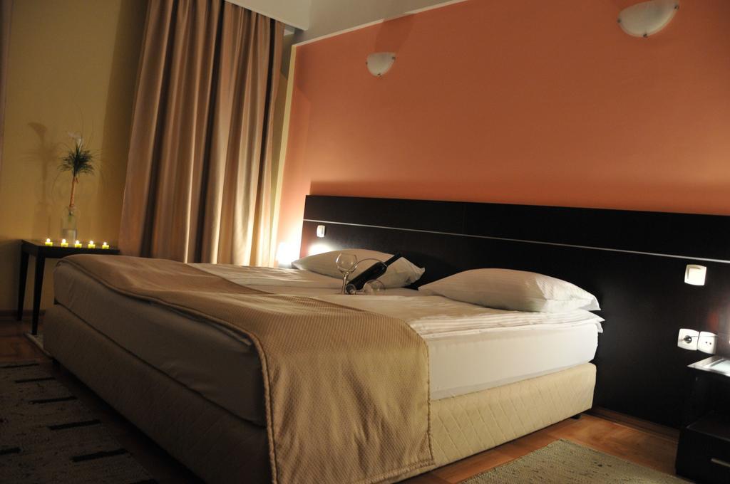 Hotel Beograd Lukavica Room photo